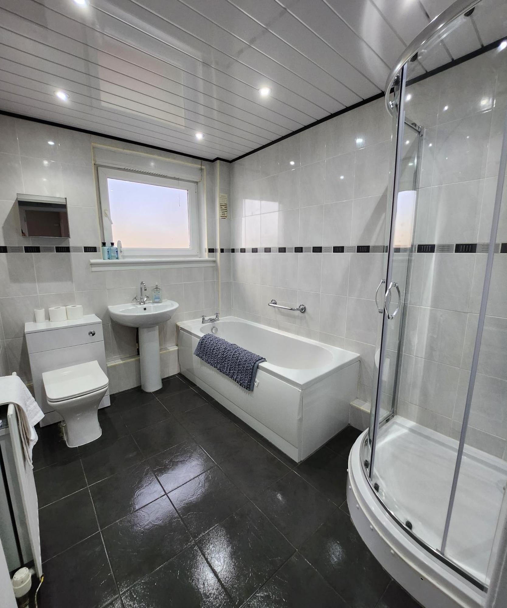 Fm Homes & Apartments 3 Bedroom Motherwell Exterior foto