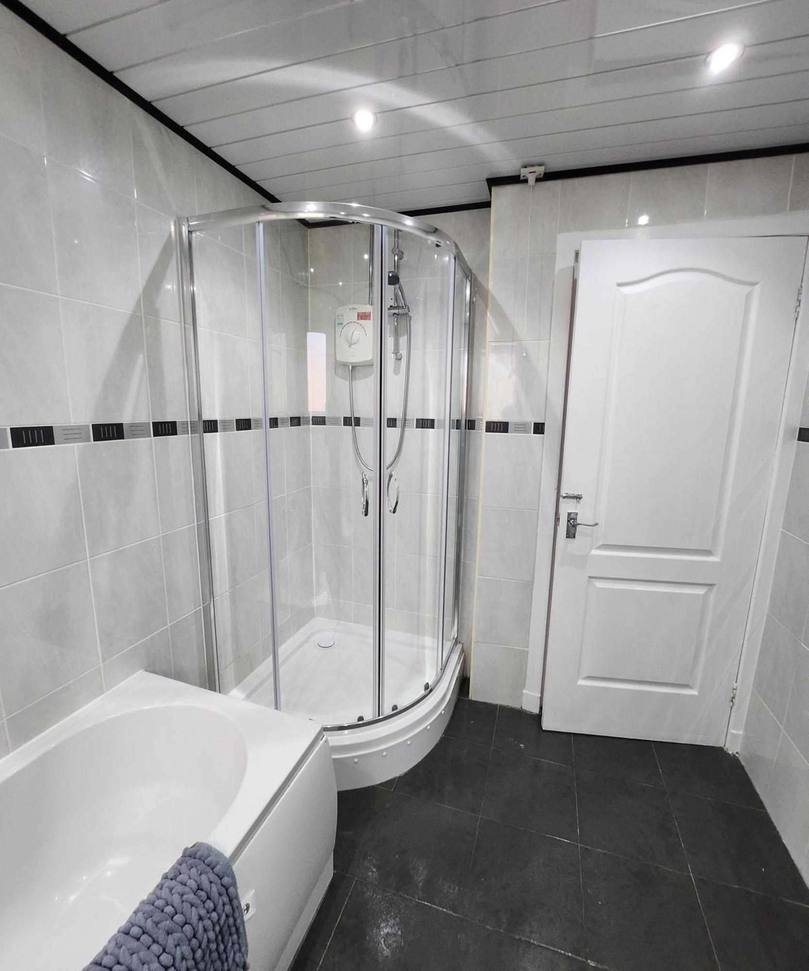 Fm Homes & Apartments 3 Bedroom Motherwell Exterior foto